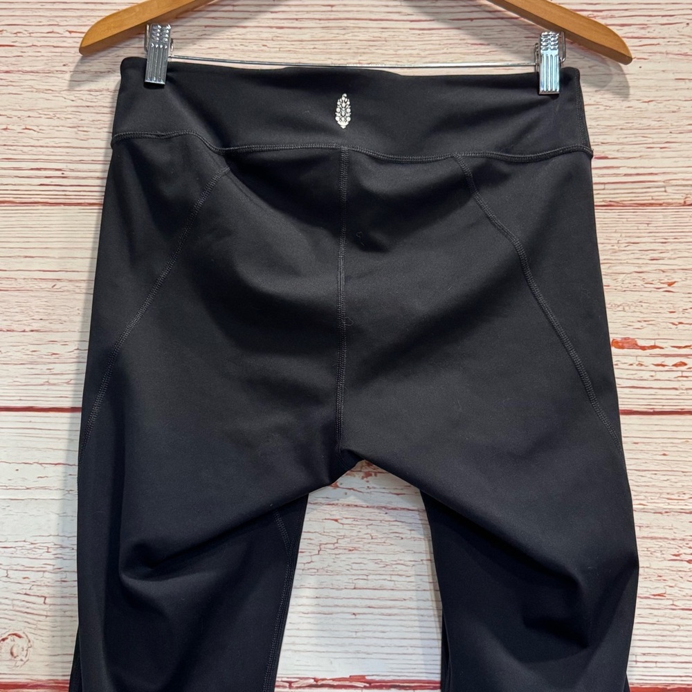 Free People FP Movement Resilience Slim-Leg Flares in Black Sz L - Picture 11 of 15